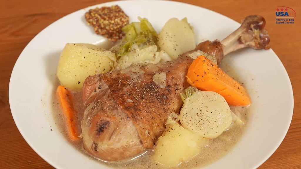 簡単！スモーク香るUSドラムスティックターキーのポトフ